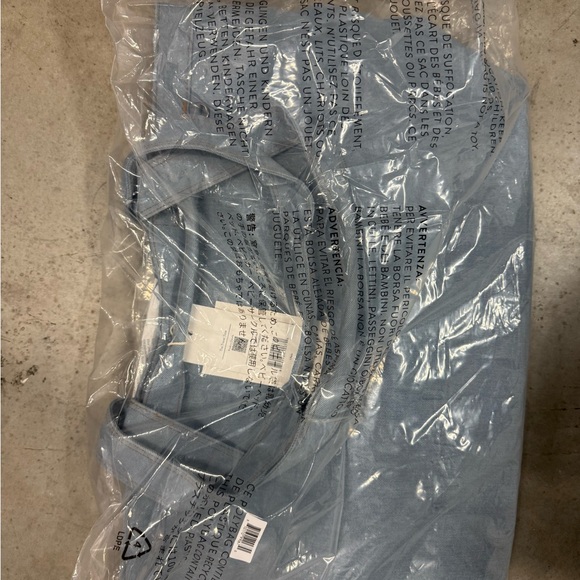 BEIS x GAP NWT Light Blue Jean/ Jeans Tote Bag - Picture 3 of 10